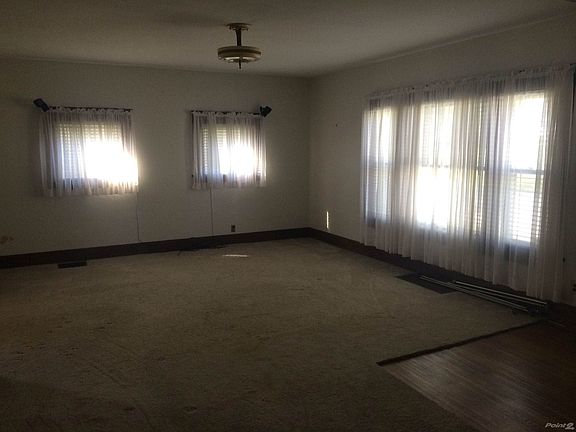 08-living room