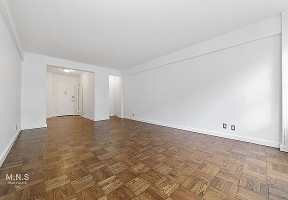2nd image of 210 E 58th St APT 6H