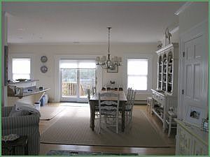 2nd image of 24 E Lincoln Ave