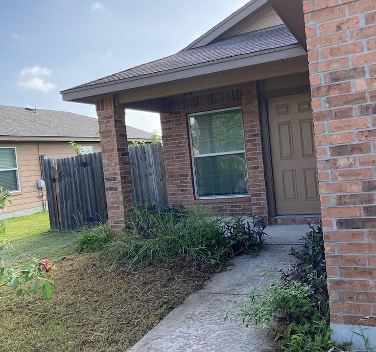 1st image of 2416 Blue Sky Ln