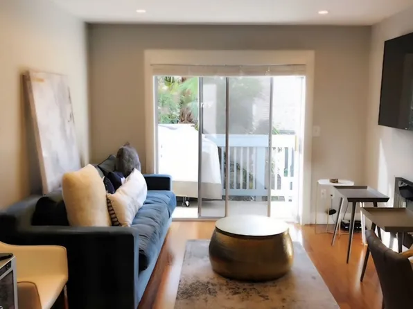 3847 Vineyard Ave APT J, Pleasanton, CA 94566