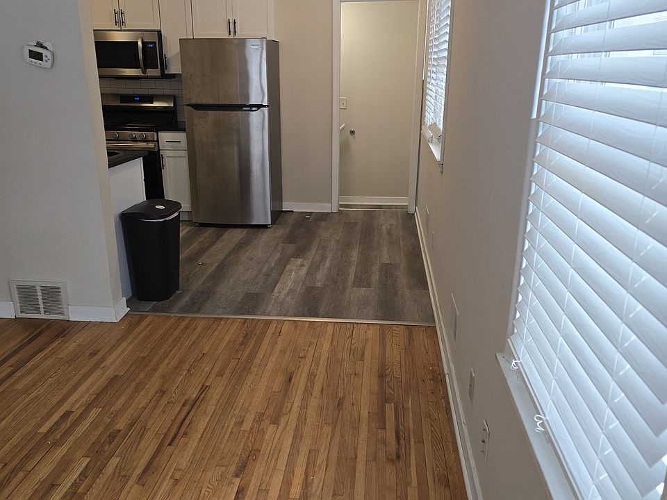 1st image of 4231 Bloomington Ave #4233
