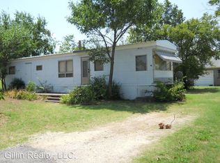 207 W 4th St, Keene, TX 76059