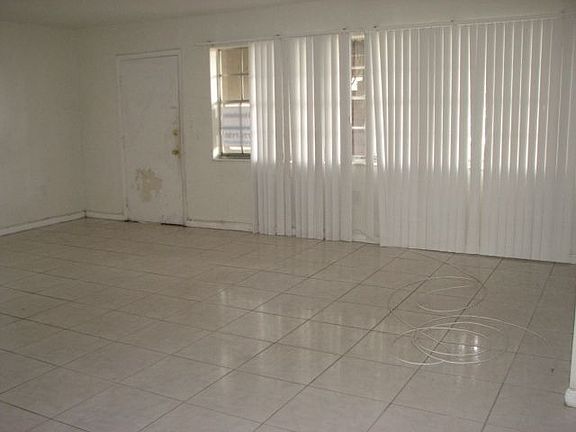 3rd image of 11840 NE 19th Dr APT 2