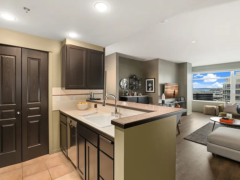 2801 1st Ave #1018 — Photo 5