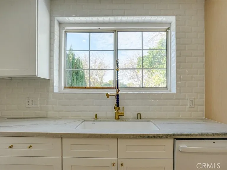 24306 Gilmore St — Photo 14