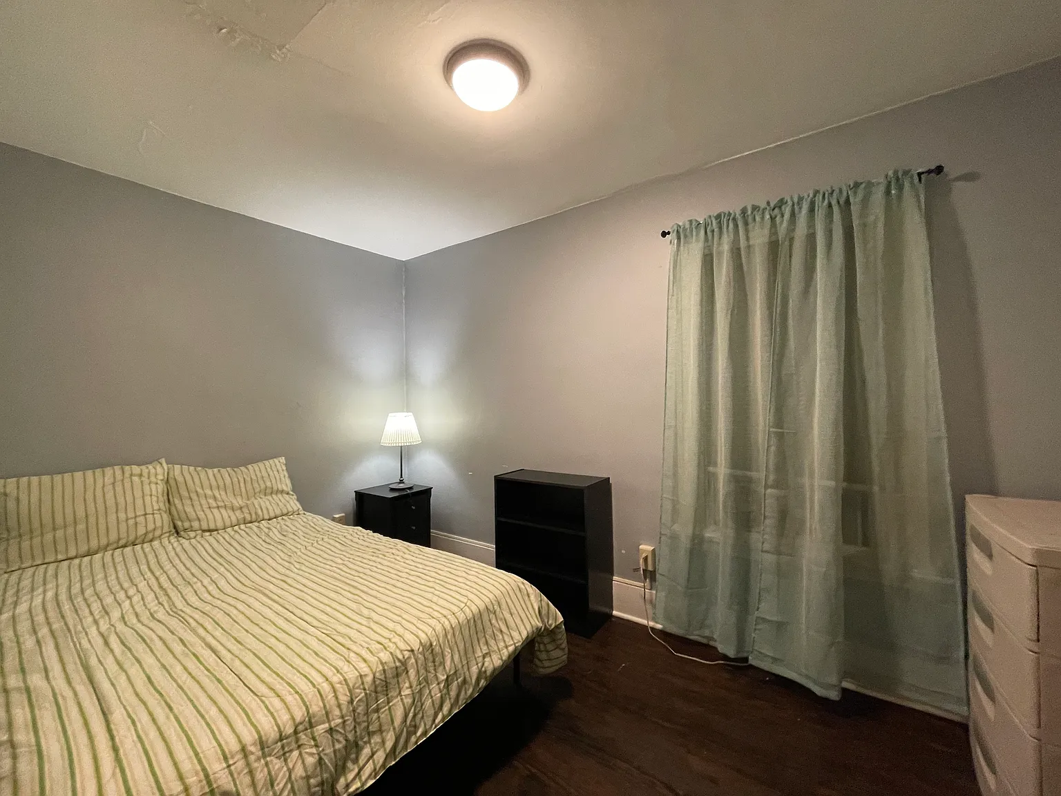 1 bed, 150 sqft, $500 — Photo 2