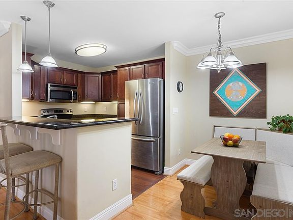 5th image of 506 Canyon Dr Unit 10