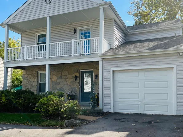 10356 Conway Rd, Saint Louis, MO 63131