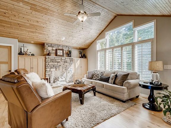 4th image of 617 Ridgewood Ln