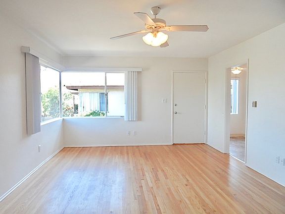 5th image of 8719 Lemon Ave