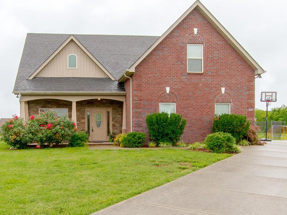 1st image of 1419 Davy Crockett Dr