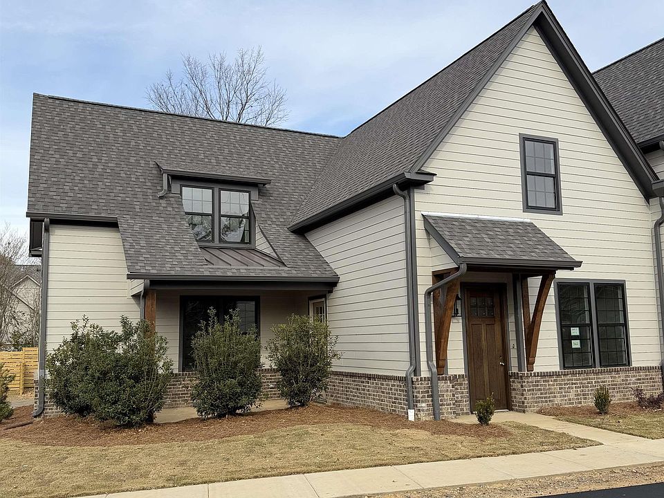 2nd image of 3162 Belwood Dr