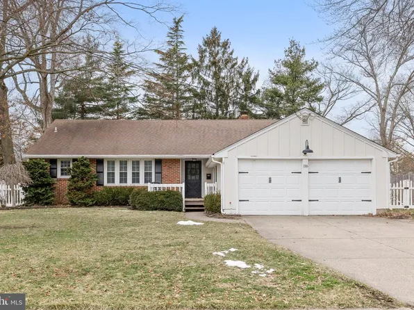 116 Fox Chase Ln, Cherry Hill, NJ 08034