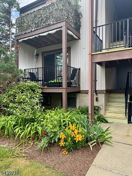 1st image of 17329 Aspen Ct