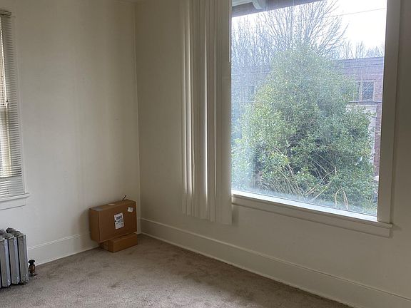 3rd image of 1156 10th Ave E APT 4