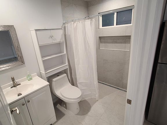 3rd image of 18116 Califa St