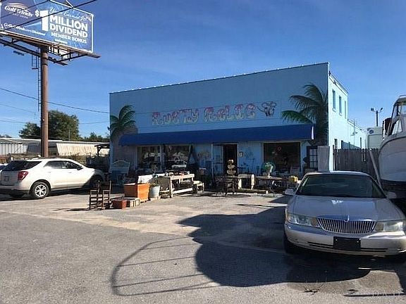 3rd image of 3955 W Navy Blvd