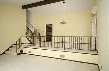 3rd image of 316 Pinecroft Dr