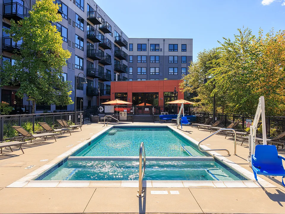618 South Main Apartments