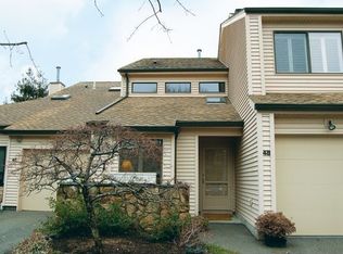 48 Hudson Watch Dr, Ossining, NY 10562