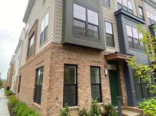 7339 Blade Dr, Falls Church, VA 22042