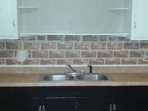 2nd image of 4816 Atlantic Blvd