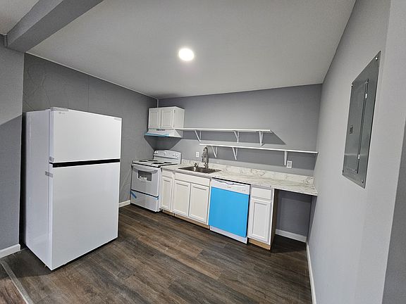 2nd image of 119 River St #11511157