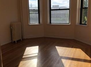 102 Peterborough St #3, Boston, MA 02215