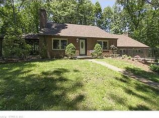 588 Derby Ave, Orange, CT 06477