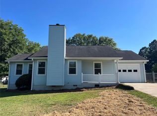 2901 Camp Mitchell Rd, Grayson, GA 30052