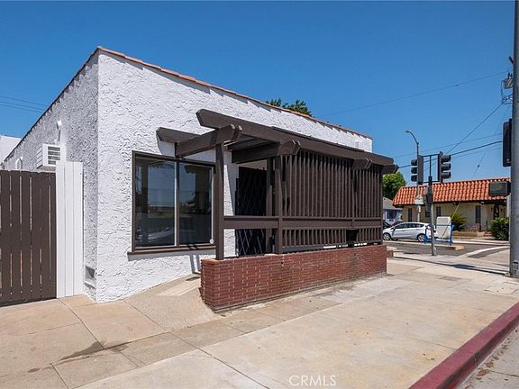 5th image of 249 Redondo Ave