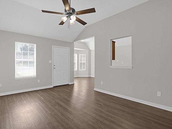 5th image of 1676 Joy Cir