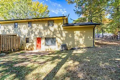 1518 Parkridge Dr #2 — Photo 25