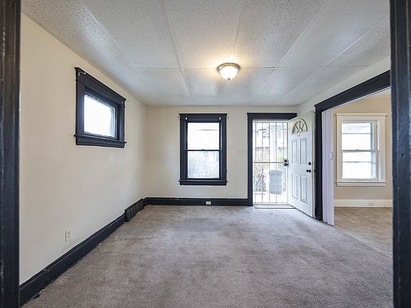 4th image of 12322 Imperial Ave #1