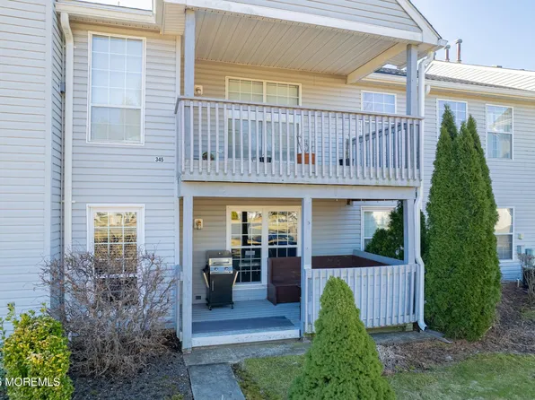 343 Yorkshire Place, Morganville, NJ 07751