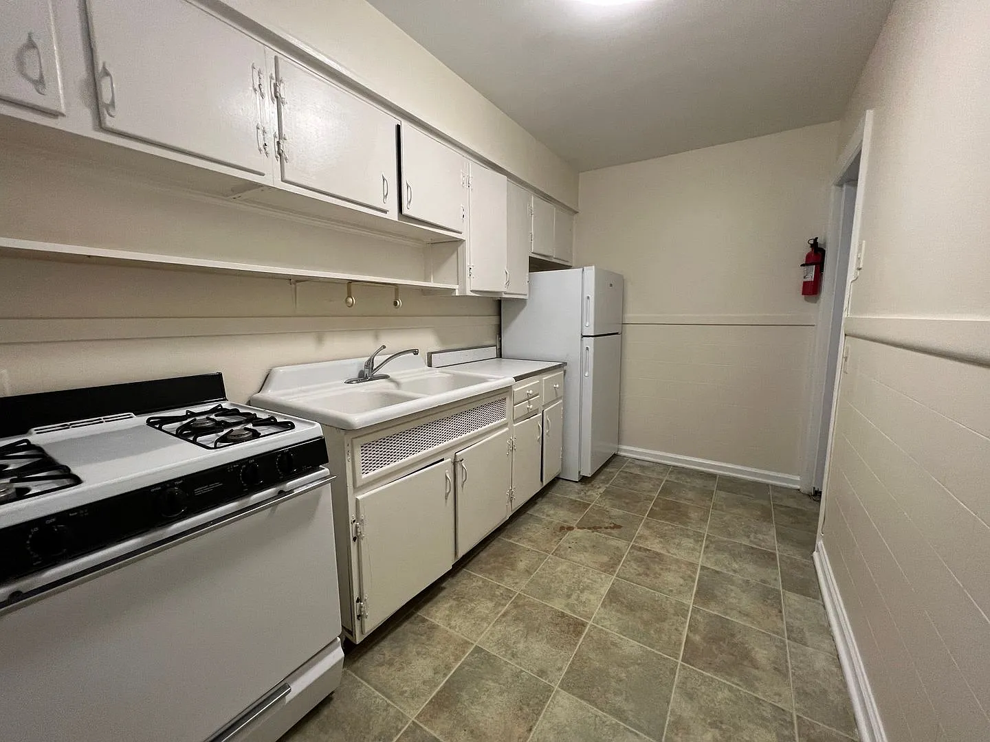 Marberry Apartments — Photo 2
