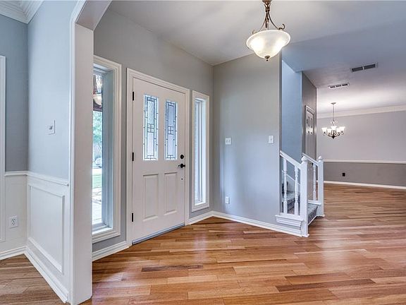 5th image of 335 Still Forest Dr