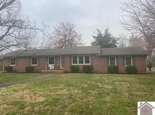 1118 Circarama Dr, Murray, KY 42071