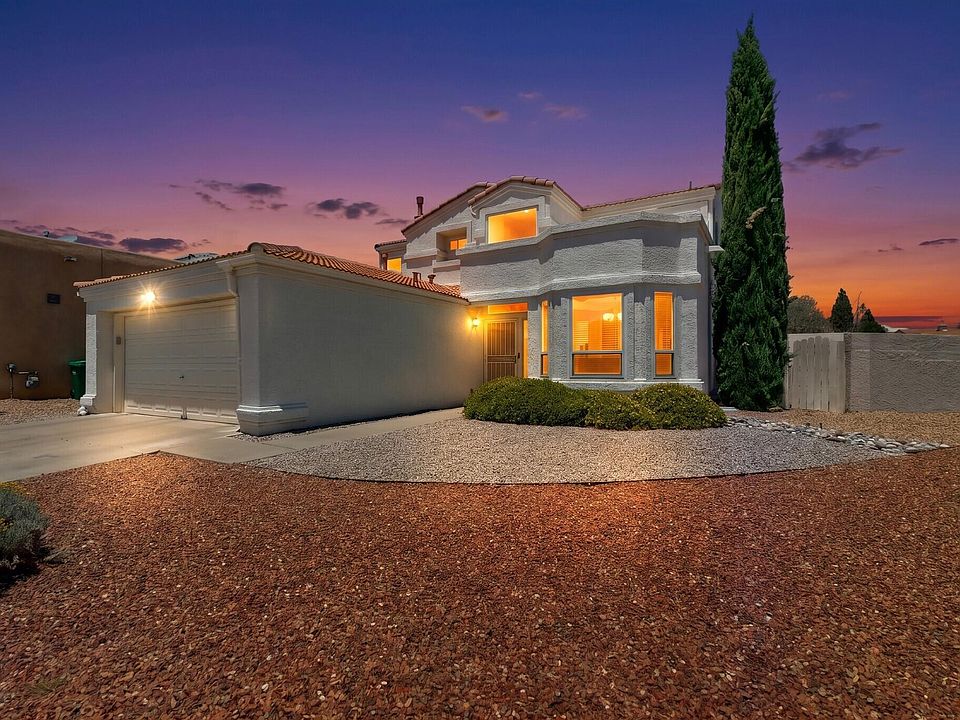 1st image of 233 Nicklaus Dr SE