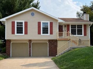 501 Sharon Dr, Liberty, MO 64068