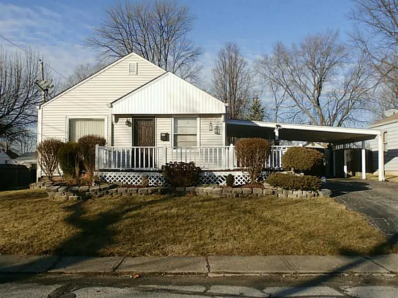 6064 E 15th St photo 1
