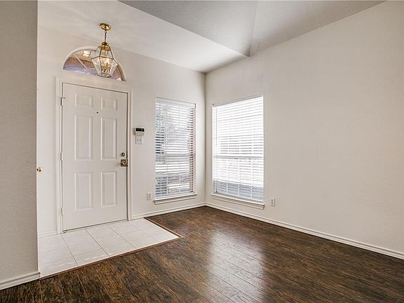 4th image of 1430 Ross Dr