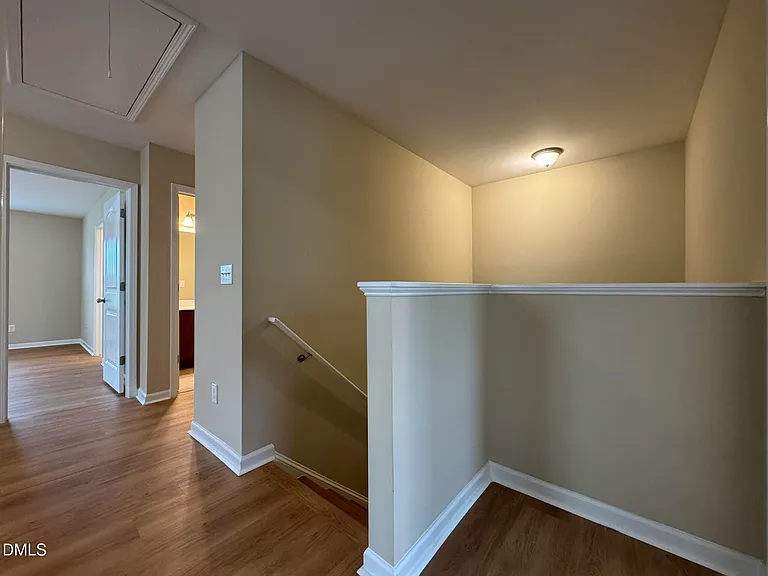 4478 Middletown Dr — Photo 18