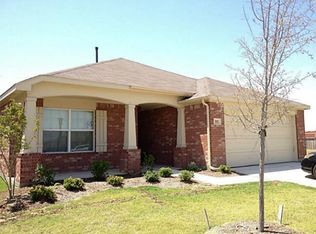 501 Partridge Dr, Aubrey, TX 76227