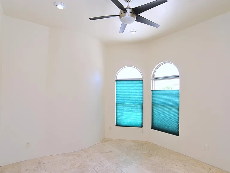 12866 N High Hawk Dr — Photo 46