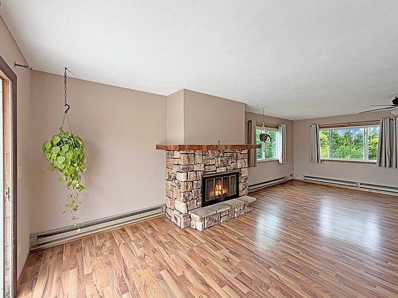 5th image of 2508 Lundgren Rd