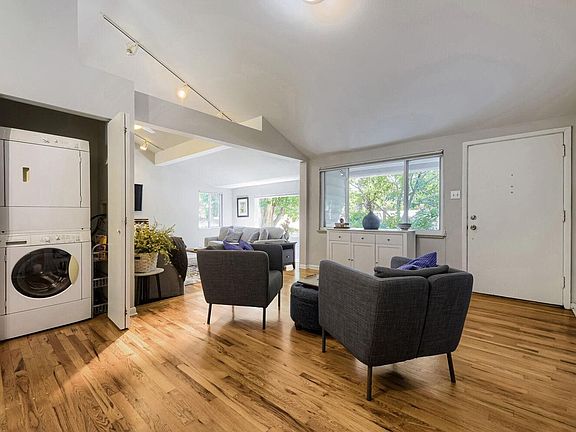 4th image of 3400 E Nielsen Ln