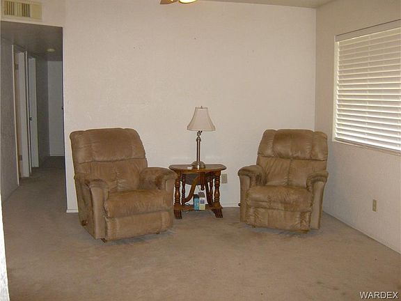5th image of 4185 N Benton St