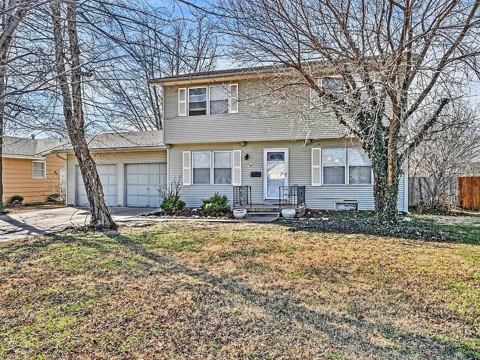 1st image of 2741 N Dellrose Ave